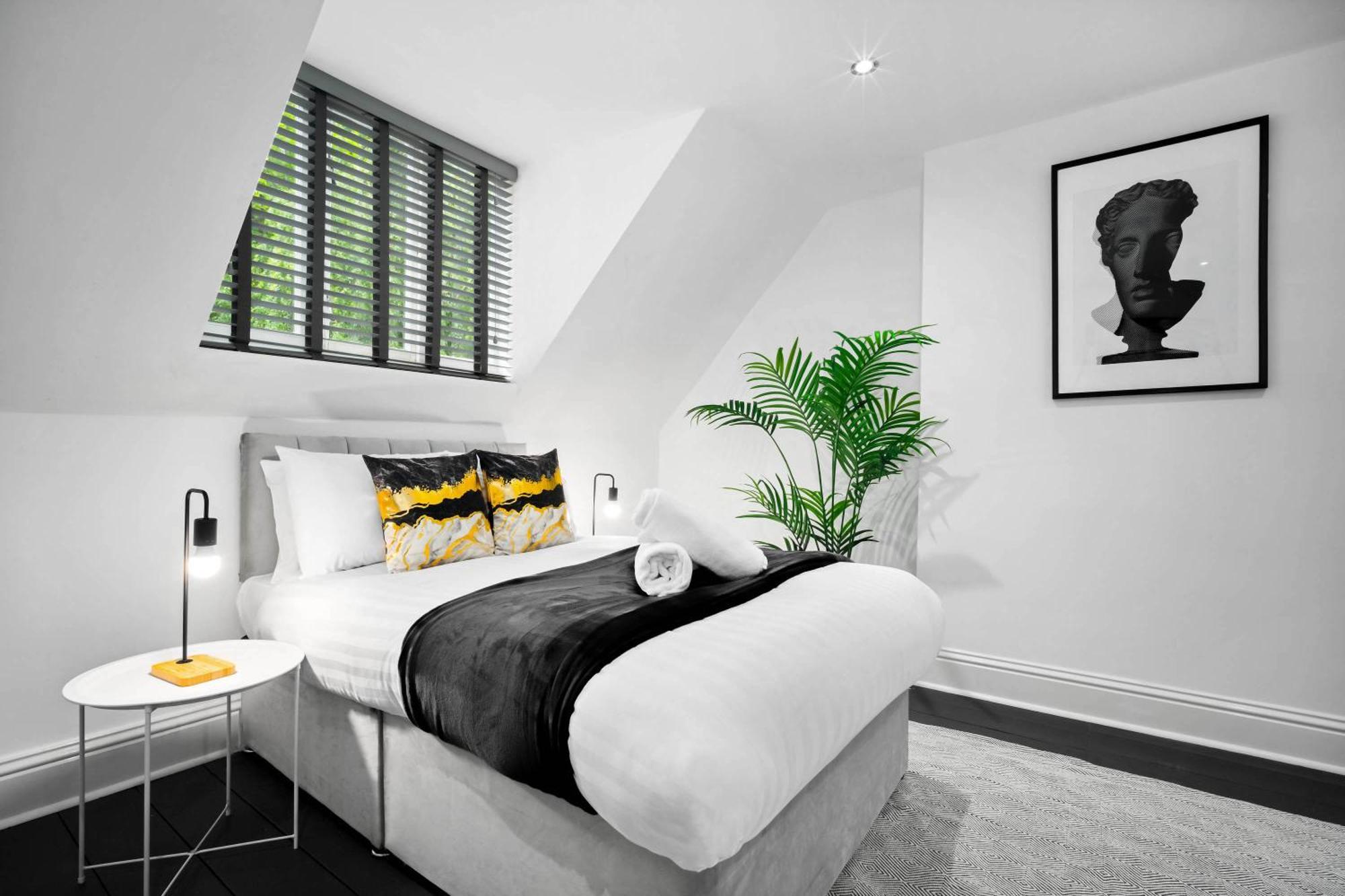 Stylish Apartment - Parking - Outdoor Terrace - Wolverhampton - Netlix - Wifi - 9Bpc Exteriér fotografie